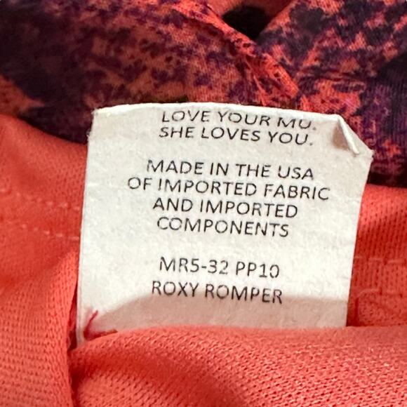 Show Me Your Mumu Roxy Romper Womens S Red Pink Snakeskin V-Neck Boho Hippie - Picture 8 of 8